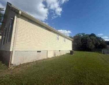 3 bedroom, 2 bathroom, 1,420 sq ft single family residence under contract at 1504 Rockview Circle, Weaver, AL 36277 — photo 4