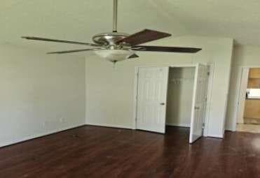 3 bedroom, 2 bathroom, 1,420 sq ft single family residence under contract at 1504 Rockview Circle, Weaver, AL 36277 — photo 7