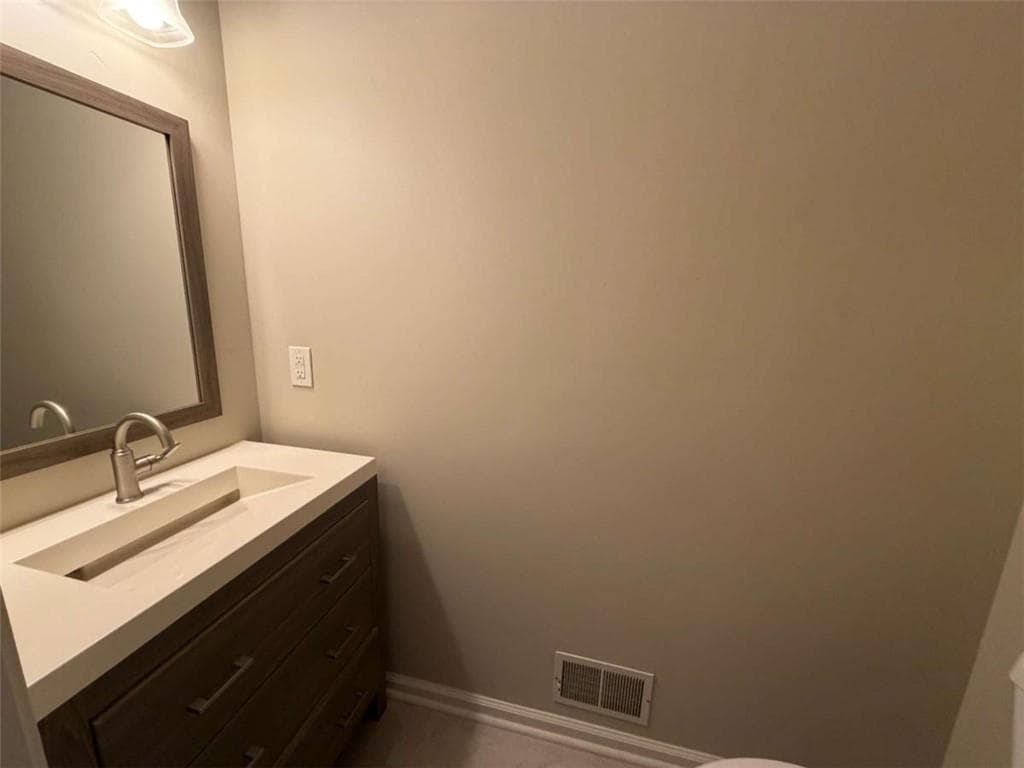 4 bedroom, 3 bathroom, 3,088 sq ft single family residence for rent at 1970 Wynfield Point Drive, Buford, GA 30519 for $2,400 a month — photo 10