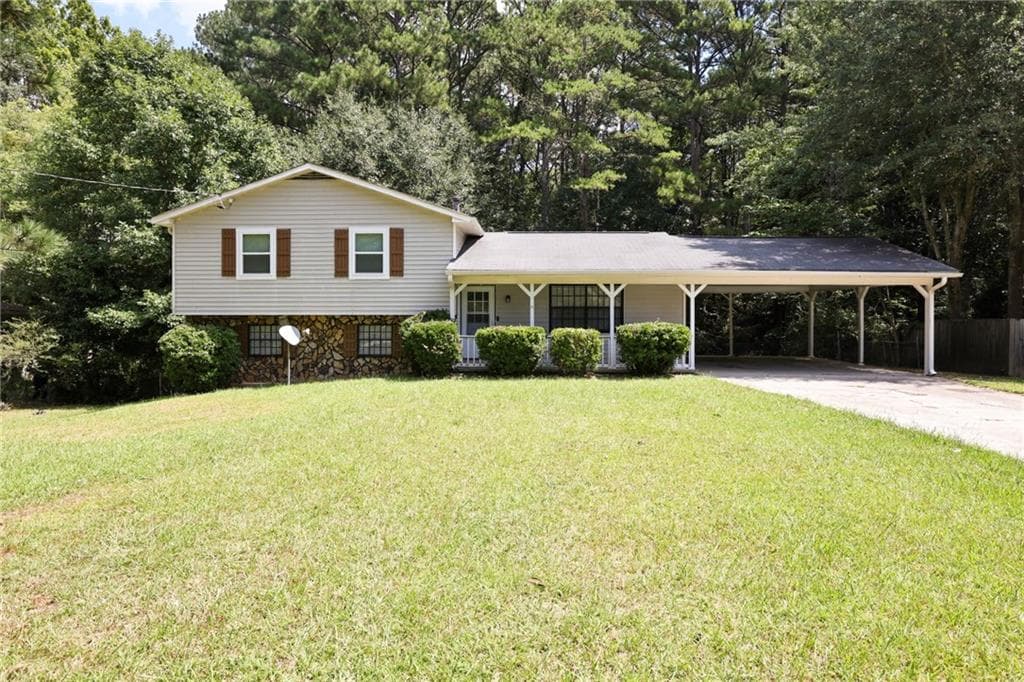 3 bedroom, 2 bathroom, 2,480 sq ft single family residence for sale at 7362 Penland Drive, Riverdale, GA 30296