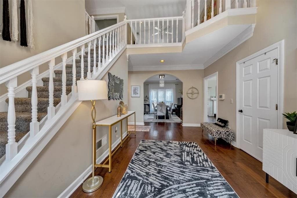 4 bedroom, 4 bathroom, 3,323 sq ft single family residence for sale at 12080 Magnolia Crescent Drive, Roswell, GA 30075 — photo 8
