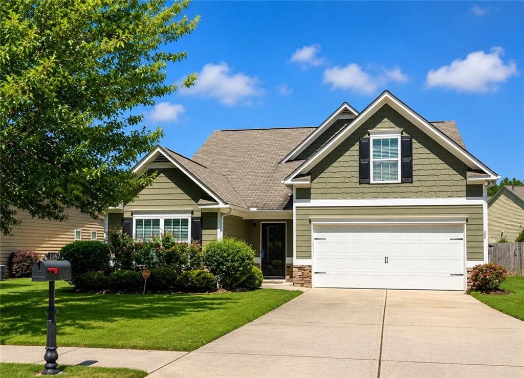 4 bedroom, 2 bathroom, 1,927 sq ft single family residence for sale at 114 Saddle Horse Lane, Hiram, GA 30141 — photo 1 of 29