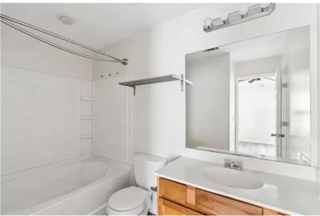 3 bedroom, 3 bathroom, 1,742 sq ft townhouse for rent at 585 Mcwilliams Road 1605, Atlanta, GA 30315 for $2,500 a month — photo 6