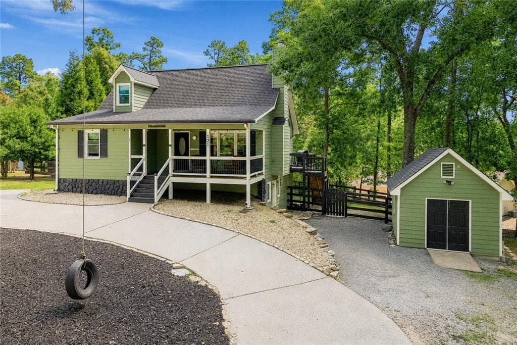 3 bedroom, 3 bathroom, 2,140 sq ft single family residence for sale at 121 Maple Court, Waleska, GA 30183 — photo 2
