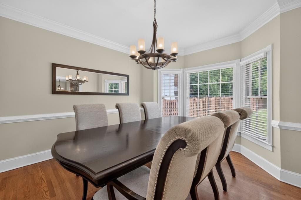 5 bedroom, 3 bathroom, 2,930 sq ft single family residence for sale at 3000 Brookside Run, Snellville, GA 30078 — photo 7