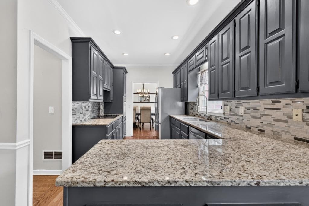5 bedroom, 3 bathroom, 2,930 sq ft single family residence for sale at 3000 Brookside Run, Snellville, GA 30078 — photo 10