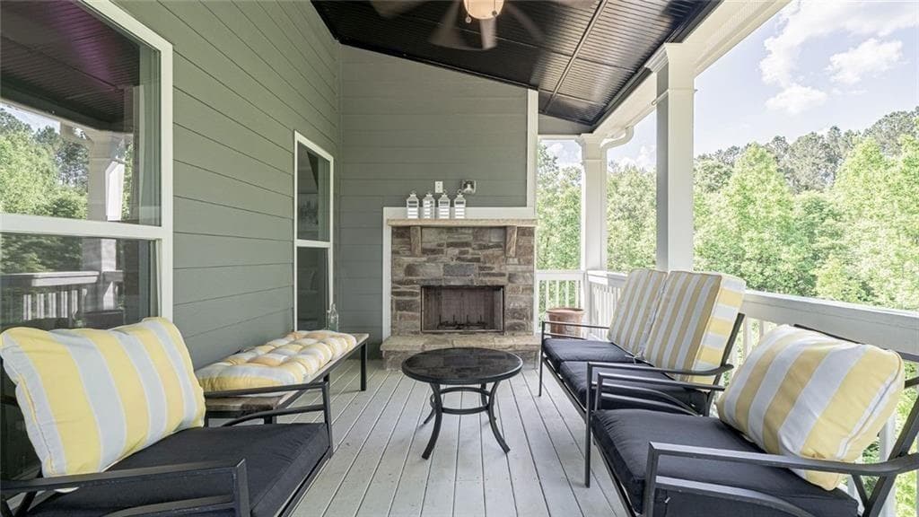 6 bedroom, 5 bathroom, 4,259 sq ft single family residence for sale at 37 New Kent Court, Villa Rica, GA 30180 — photo 9