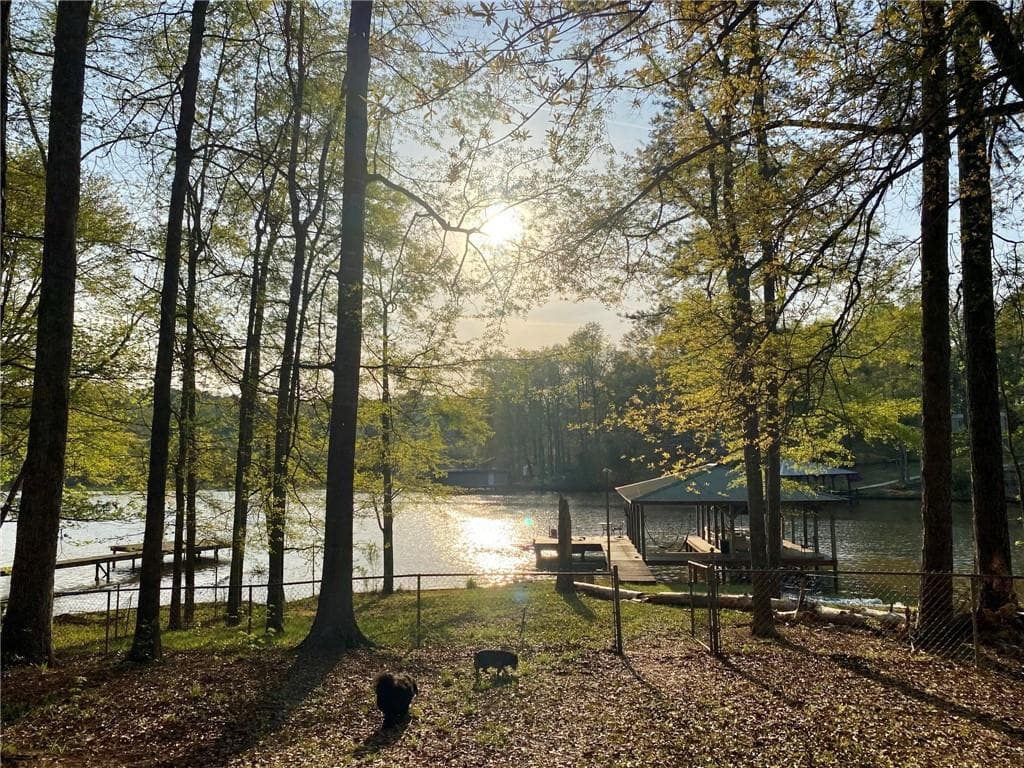 3 bedroom, 2 bathroom, 1,870 sq ft single family residence for rent at 104 Turtle Court, Eatonton, GA 31024 for $2,190 a month — photo 3