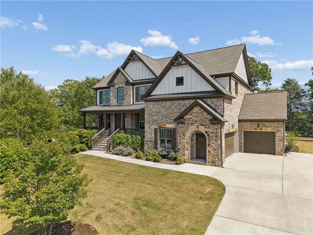 6 bedroom, 5 bathroom, 5,304 sq ft single family residence for sale at 1008 Woodtrace Lane, Auburn, GA 30011 — photo 3