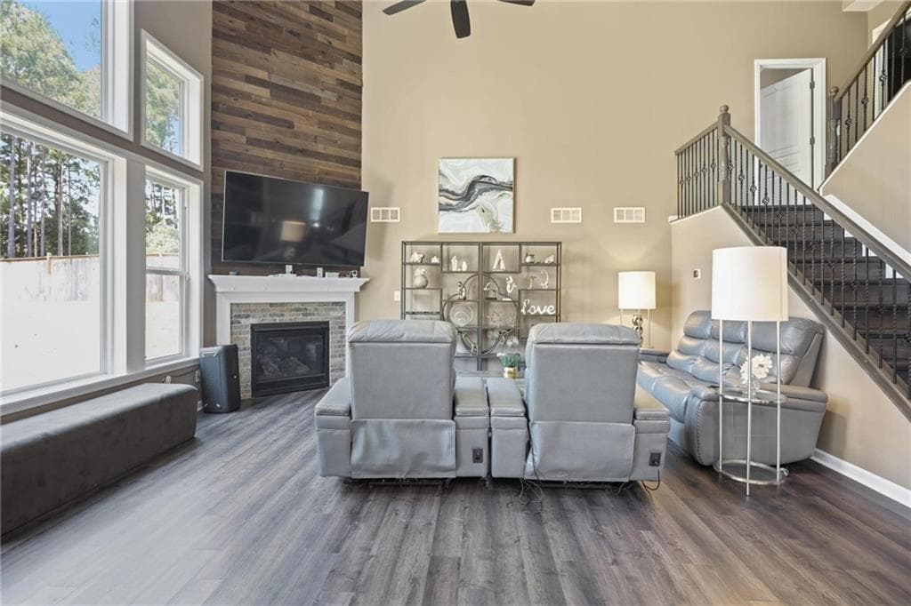 4 bedroom, 3 bathroom, 3,099 sq ft single family residence for sale at 90 Floating Leaf Way, Dallas, GA 30132 — photo 7