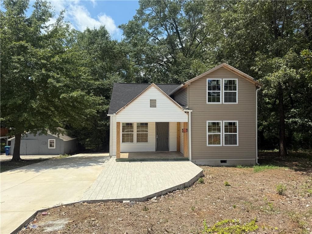 4 bedroom, 4 bathroom, 1,844 sq ft single family residence for sale at 5725 Stonewall Tell Road, South Fulton, GA 30349