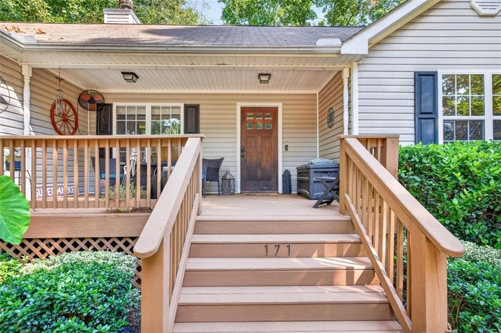3 bedroom, 3 bathroom, 1,942 sq ft single family residence under contract at 171 Dawson Drive, Dawsonville, GA 30534 — photo 3