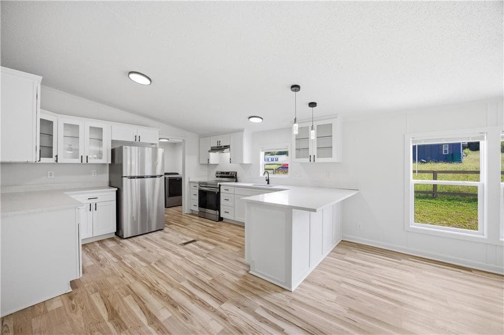 5 bedroom, 3 bathroom, 1,944 sq ft single family residence for sale at 773 Brackett Road, Resaca, GA 30735 — photo 3