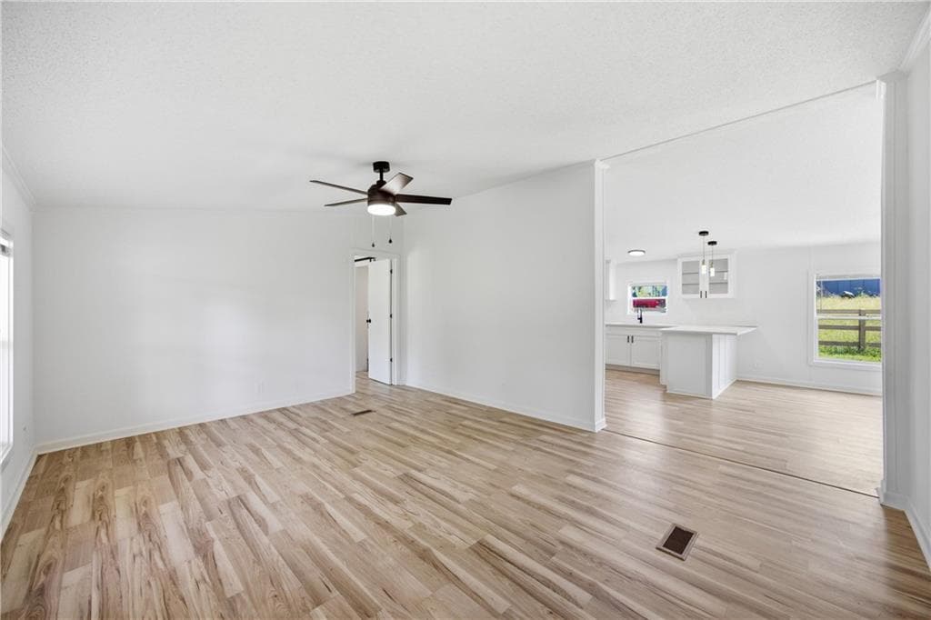 5 bedroom, 3 bathroom, 1,944 sq ft single family residence for sale at 773 Brackett Road, Resaca, GA 30735 — photo 8