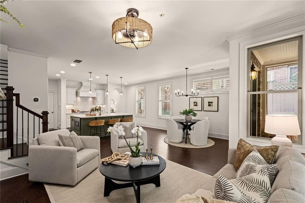 3 bedroom, 3 bathroom, 2,504 sq ft townhouse under contract at 205 Nottaway Lane, Alpharetta, GA 30009 — photo 8