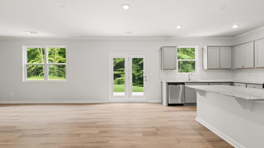 4 bedroom, 3 bathroom, 2,804 sq ft single family residence under contract at 3878 Donetta Drive, Atlanta, GA 30349 — photo 9