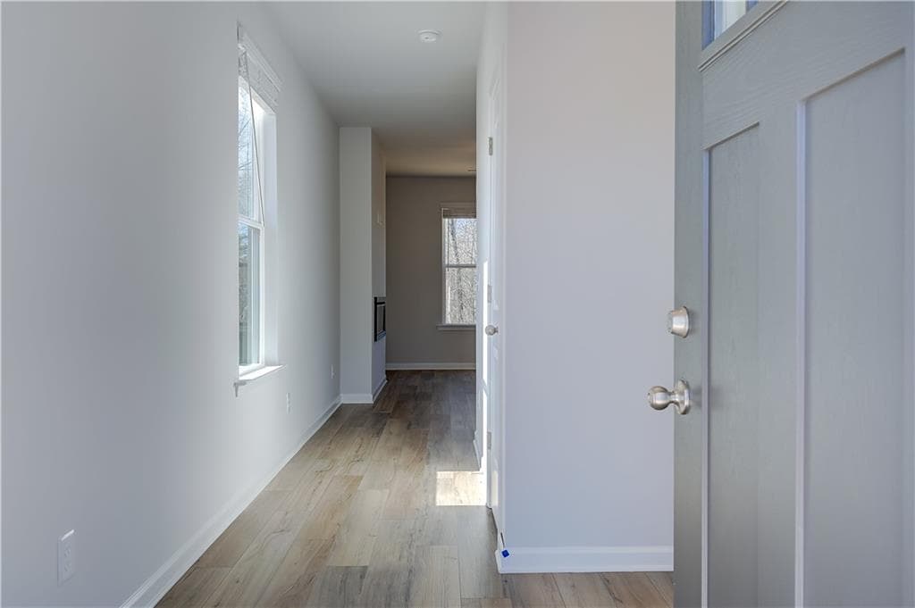 3 bedroom, 3 bathroom, 1,721 sq ft single family residence for sale at 64 Homesite Fayme Court, Newnan, GA 30263 — photo 4
