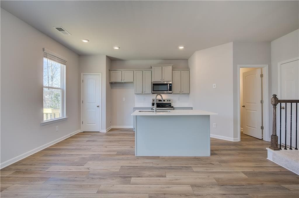 3 bedroom, 3 bathroom, 1,721 sq ft single family residence for sale at 64 Homesite Fayme Court, Newnan, GA 30263 — photo 8