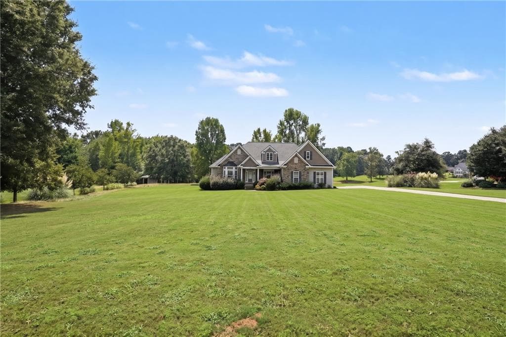 4 bedroom, 2 bathroom, 2,712 sq ft single family residence for sale at 43 Wellington Drive, Griffin, GA 30224 — photo 6