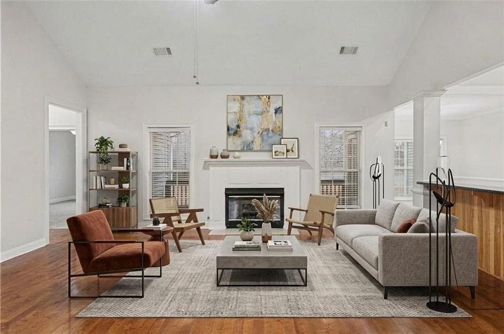 4 bedroom, 2 bathroom, 2,712 sq ft single family residence for sale at 43 Wellington Drive, Griffin, GA 30224 — photo 2