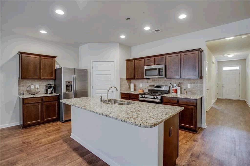 4 bedroom, 2 bathroom, 1,819 sq ft single family residence for rent at 2436 Foxy Drive, Bethlehem, GA 30620 for $2,200 a month — photo 3