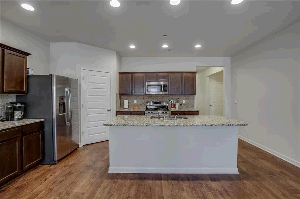 4 bedroom, 2 bathroom, 1,819 sq ft single family residence for rent at 2436 Foxy Drive, Bethlehem, GA 30620 for $2,200 a month — photo 4