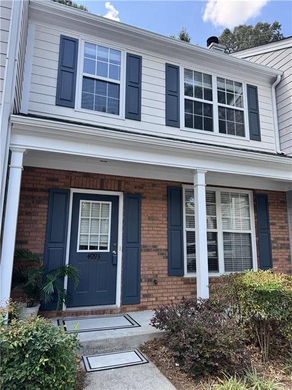 2 bedroom, 3 bathroom, 1,386 sq ft townhouse for sale at 4093 Howell Park Road, Duluth, GA 30096