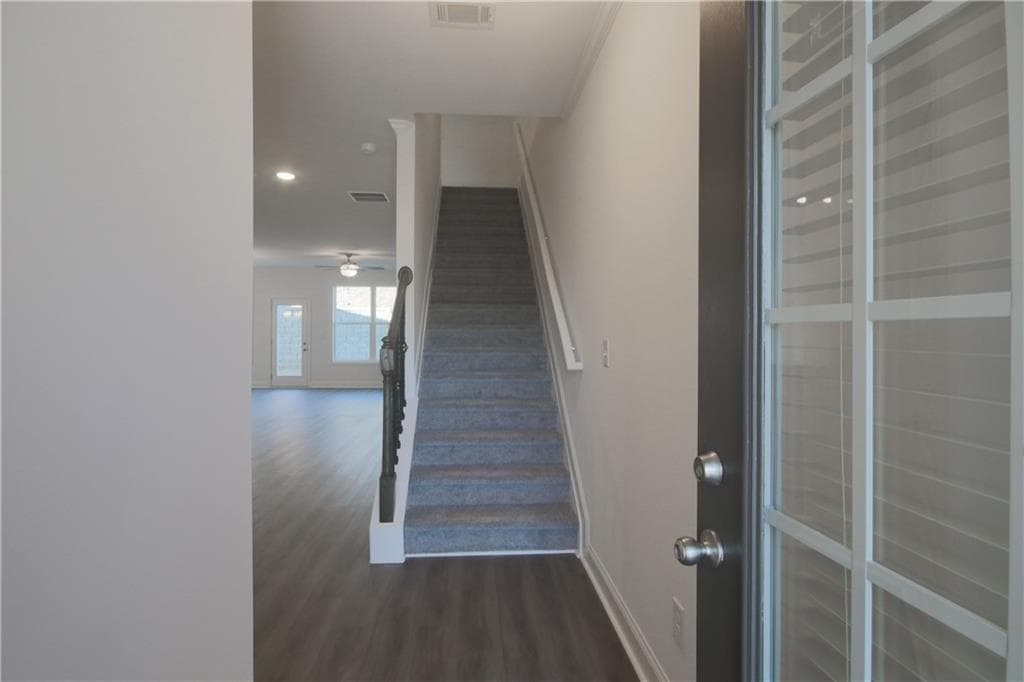 3 bedroom, 3 bathroom, 1,979 sq ft townhouse for sale at 3962 Streamlet Way 120, Gainesville, GA 30506 — photo 4