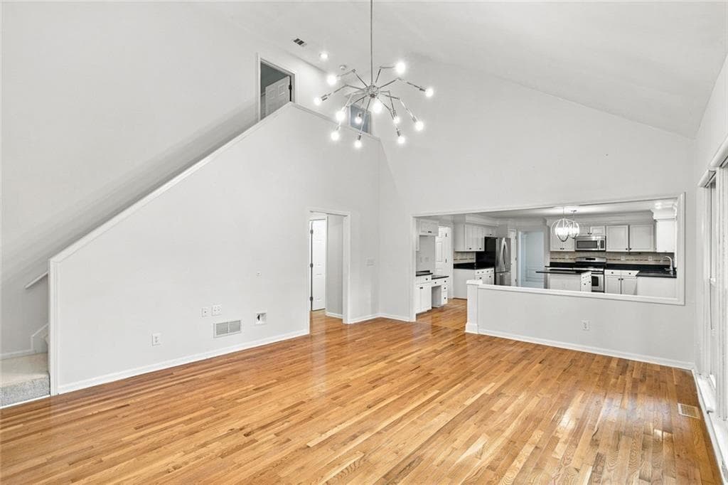 5 bedroom, 3 bathroom, 4,350 sq ft single family residence for sale at 425 Fairford Lane, Duluth, GA 30097 — photo 9