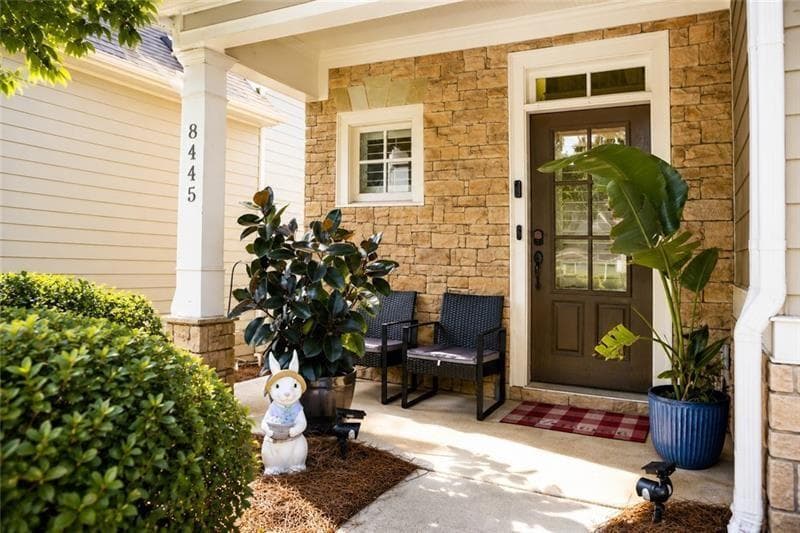4 bedroom, 4 bathroom, 2,601 sq ft single family residence for rent at 8445 Village School Drive, Cumming, GA 30041 for $3,000 a month — photo 2