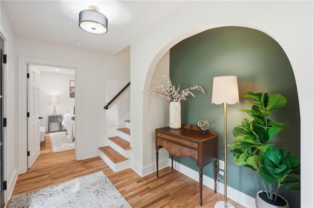 6 bedroom, 5 bathroom, 3,664 sq ft single family residence for sale at 2433 Helmsdale Drive, Atlanta, GA 30345 — photo 4