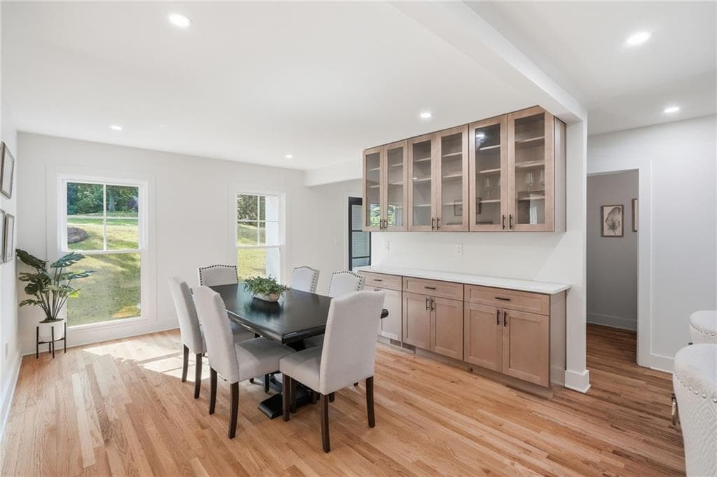 6 bedroom, 5 bathroom, 3,664 sq ft single family residence for sale at 2433 Helmsdale Drive, Atlanta, GA 30345 — photo 9