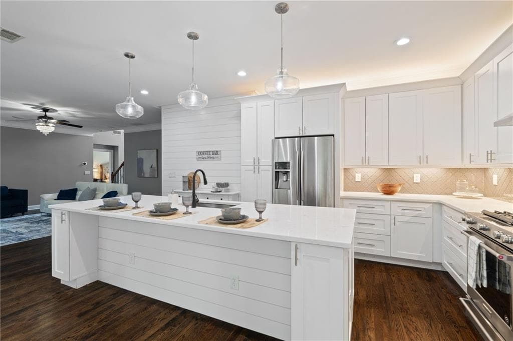 6 bedroom, 5 bathroom, 4,782 sq ft single family residence for sale at 2660 Blackstock Drive, Cumming, GA 30041 — photo 10