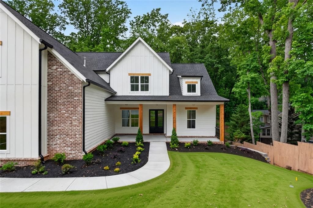 4 bedroom, 4 bathroom, 3,018 sq ft single family residence for sale at 4299 Forest Place, Cumming, GA 30041 — photo 2