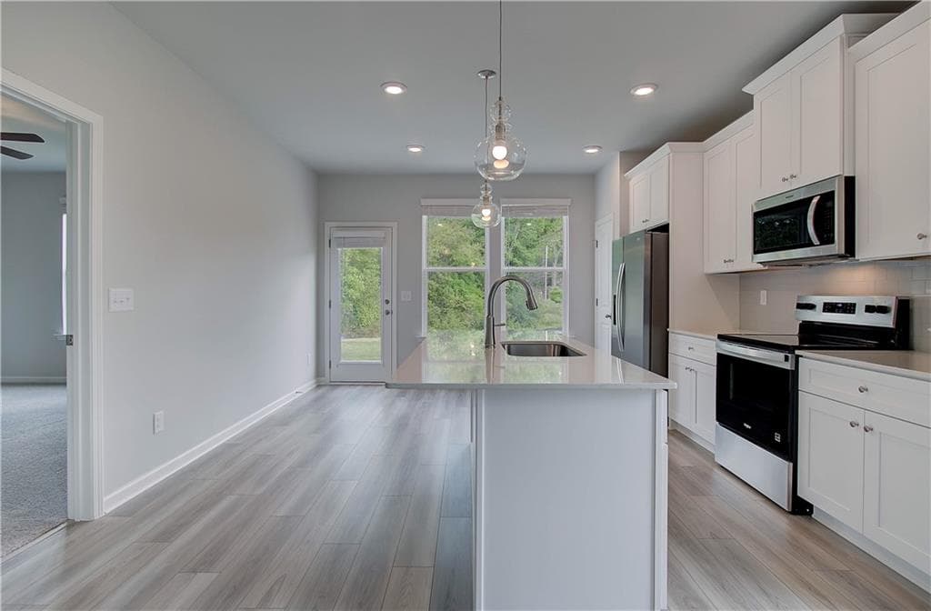 4 bedroom, 4 bathroom, 2,386 sq ft single family residence for sale at 105 Alpine Road, Fairburn, GA 30213 — photo 9