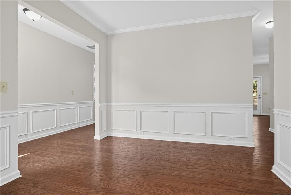 4 bedroom, 4 bathroom, 2,012 sq ft single family residence for sale at 541 Collingsworth Lane, Lawrenceville, GA 30043 — photo 4