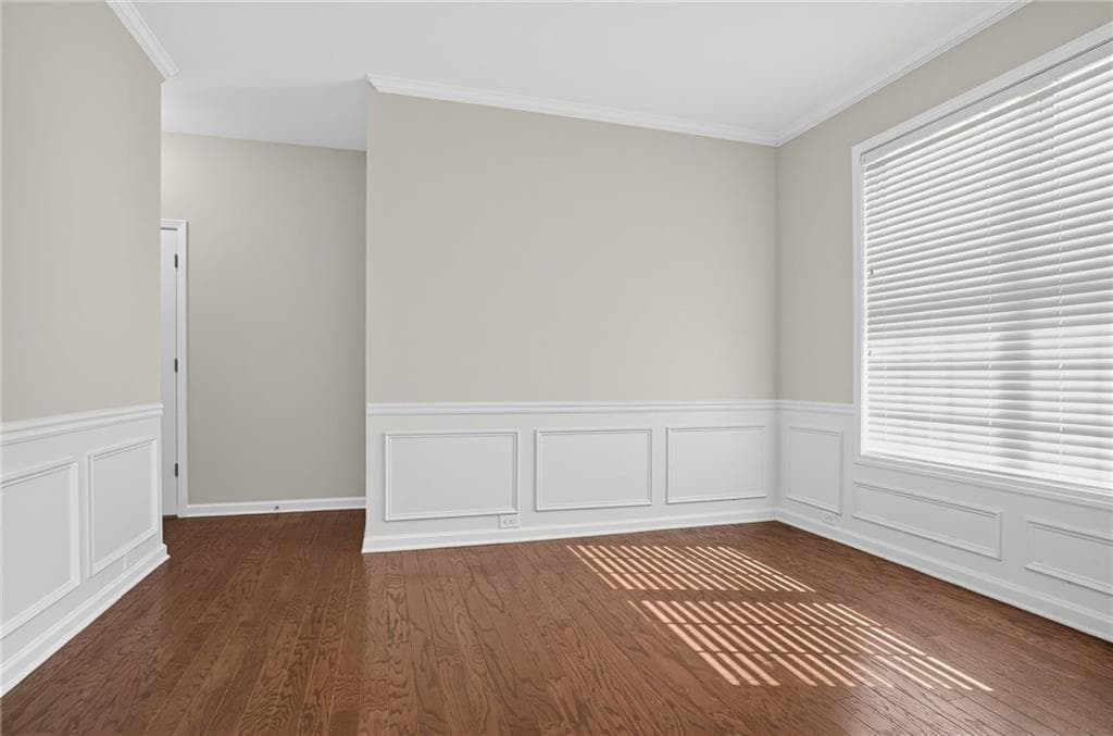 4 bedroom, 4 bathroom, 2,012 sq ft single family residence for sale at 541 Collingsworth Lane, Lawrenceville, GA 30043 — photo 7