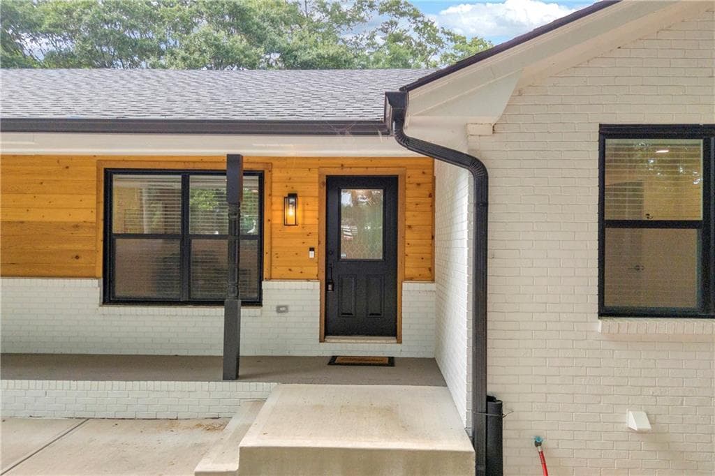 3 bedroom, 3 bathroom, 2,200 sq ft single family residence for sale at 540 Bay Creek Rd., Loganville, GA 30052 — photo 8