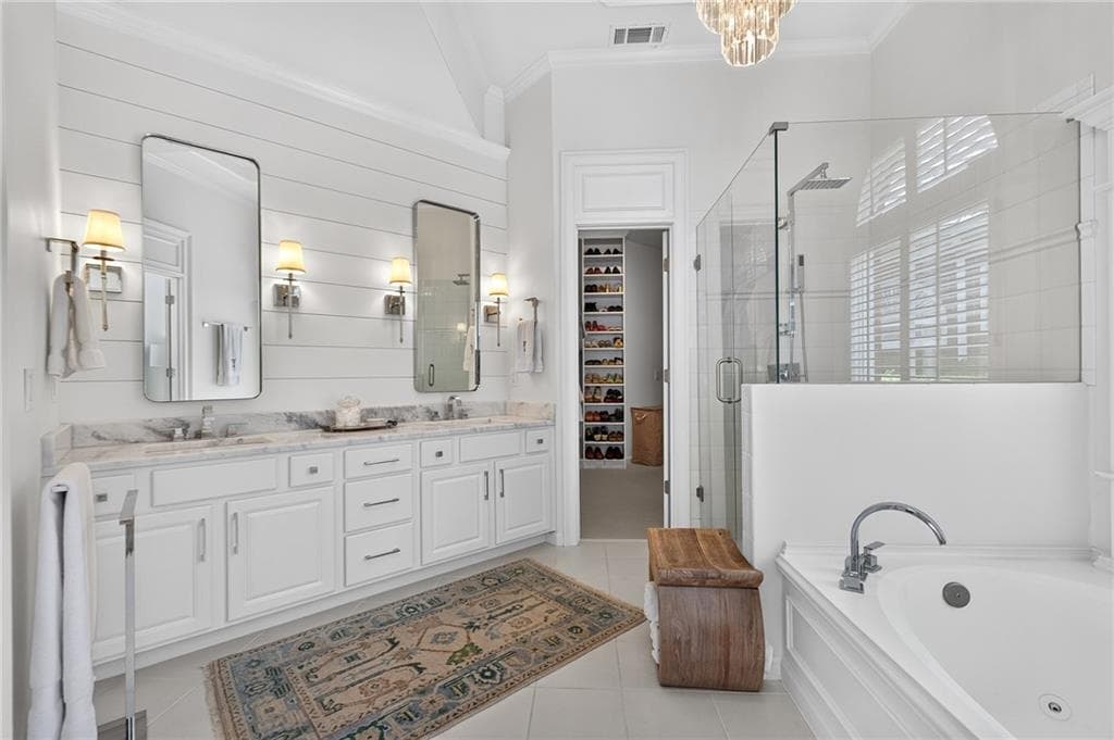 4 bedroom, 4 bathroom, 3,313 sq ft single family residence for sale at 2000 Brookside Drive, Roswell, GA 30076 — photo 4