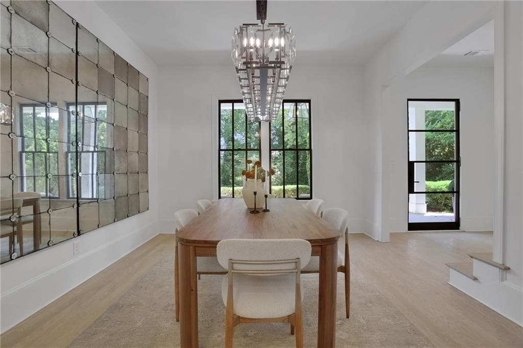 5 bedroom, 4 bathroom, 3,434 sq ft single family residence under contract at 3534 Vanet Road, Atlanta, GA 30341 — photo 6
