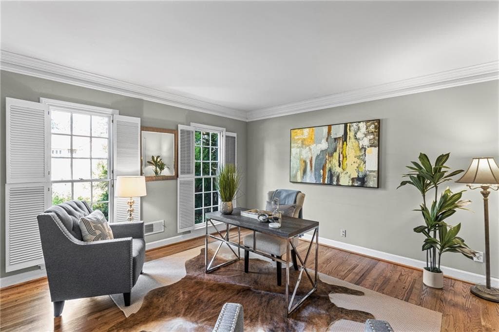 5 bedroom, 4 bathroom, 4,716 sq ft single family residence for sale at 10985 Wilshire Chase Drive, Johns Creek, GA 30097 — photo 3