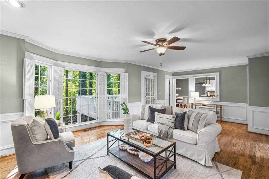 5 bedroom, 4 bathroom, 4,716 sq ft single family residence for sale at 10985 Wilshire Chase Drive, Johns Creek, GA 30097 — photo 9