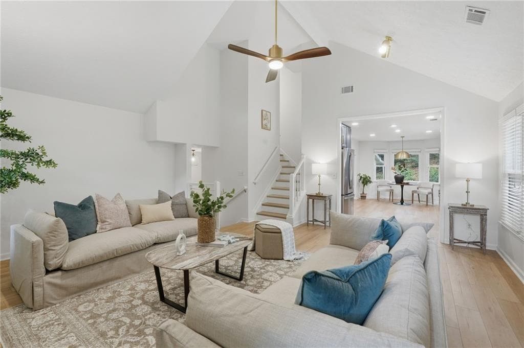 3 bedroom, 3 bathroom, 2,394 sq ft single family residence under contract at 1016 Pine Grove Drive, Alpharetta, GA 30009 — photo 4
