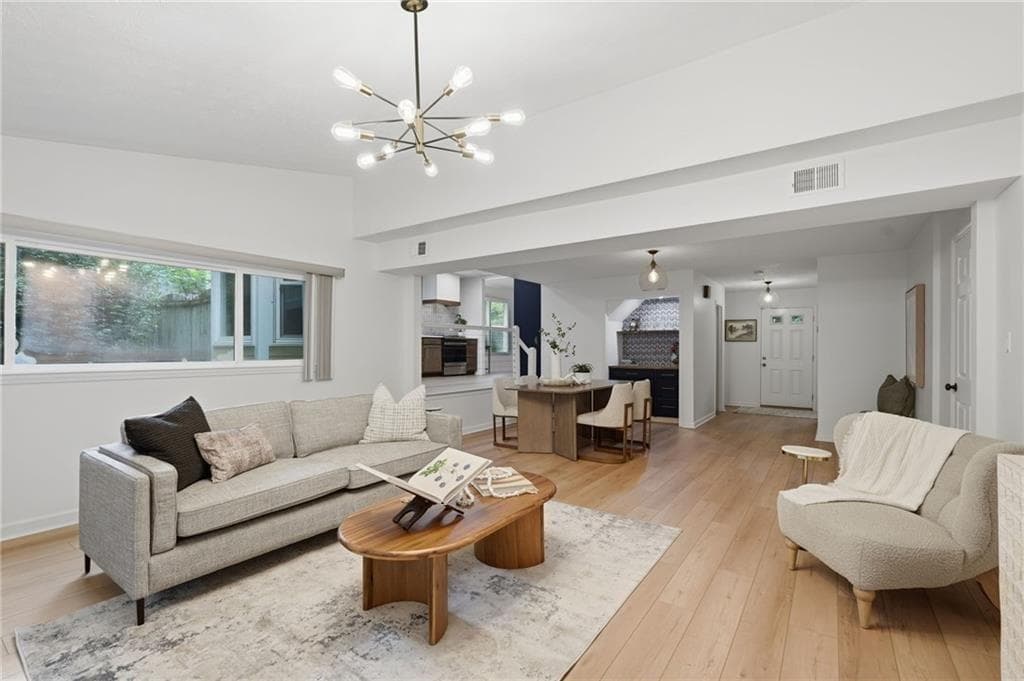 3 bedroom, 3 bathroom, 2,394 sq ft single family residence under contract at 1016 Pine Grove Drive, Alpharetta, GA 30009 — photo 8