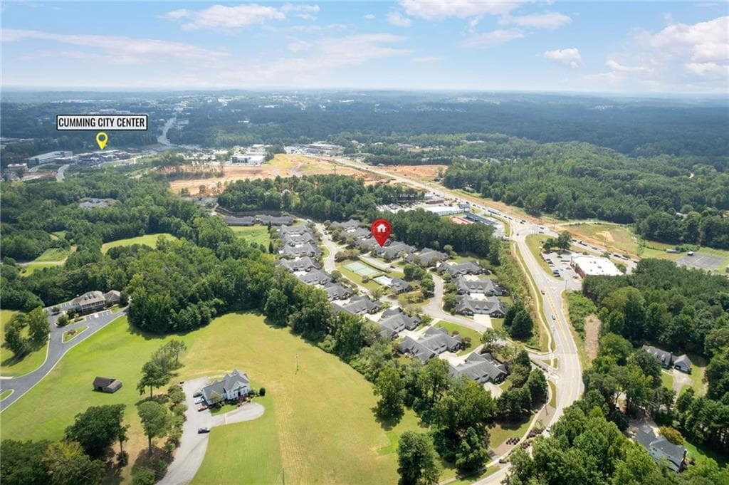 3 bedroom, 2 bathroom, 1,680 sq ft condominium for sale at 606 Somerton Place, Cumming, GA 30040 — photo 3