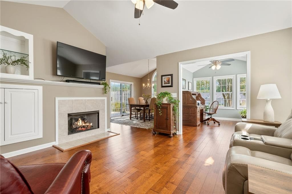 3 bedroom, 2 bathroom, 1,680 sq ft condominium for sale at 606 Somerton Place, Cumming, GA 30040 — photo 7