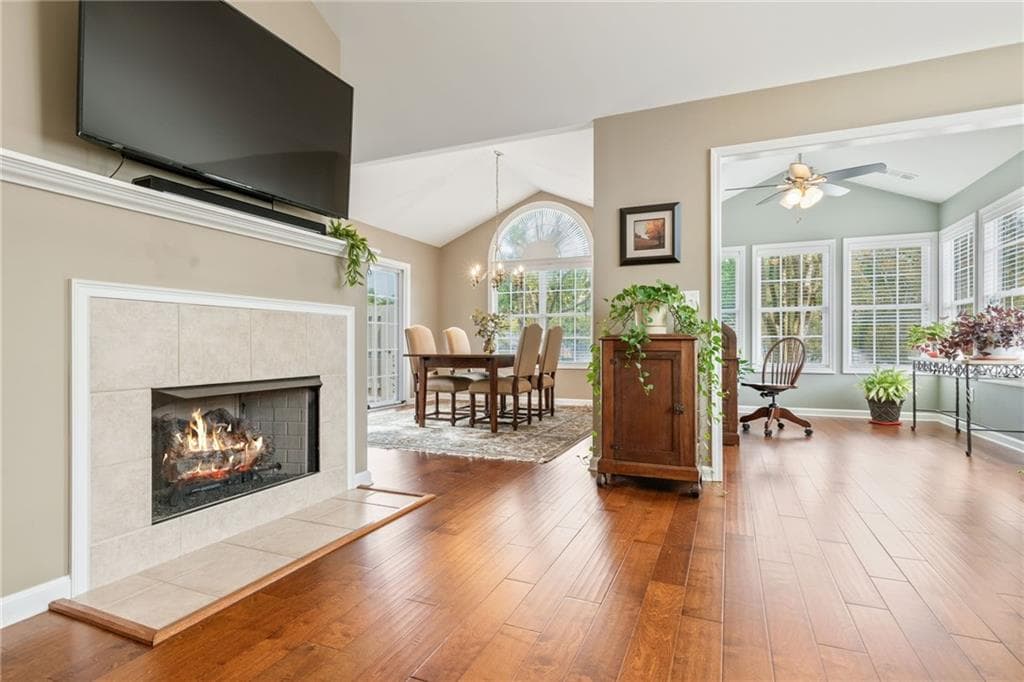 3 bedroom, 2 bathroom, 1,680 sq ft condominium for sale at 606 Somerton Place, Cumming, GA 30040 — photo 8