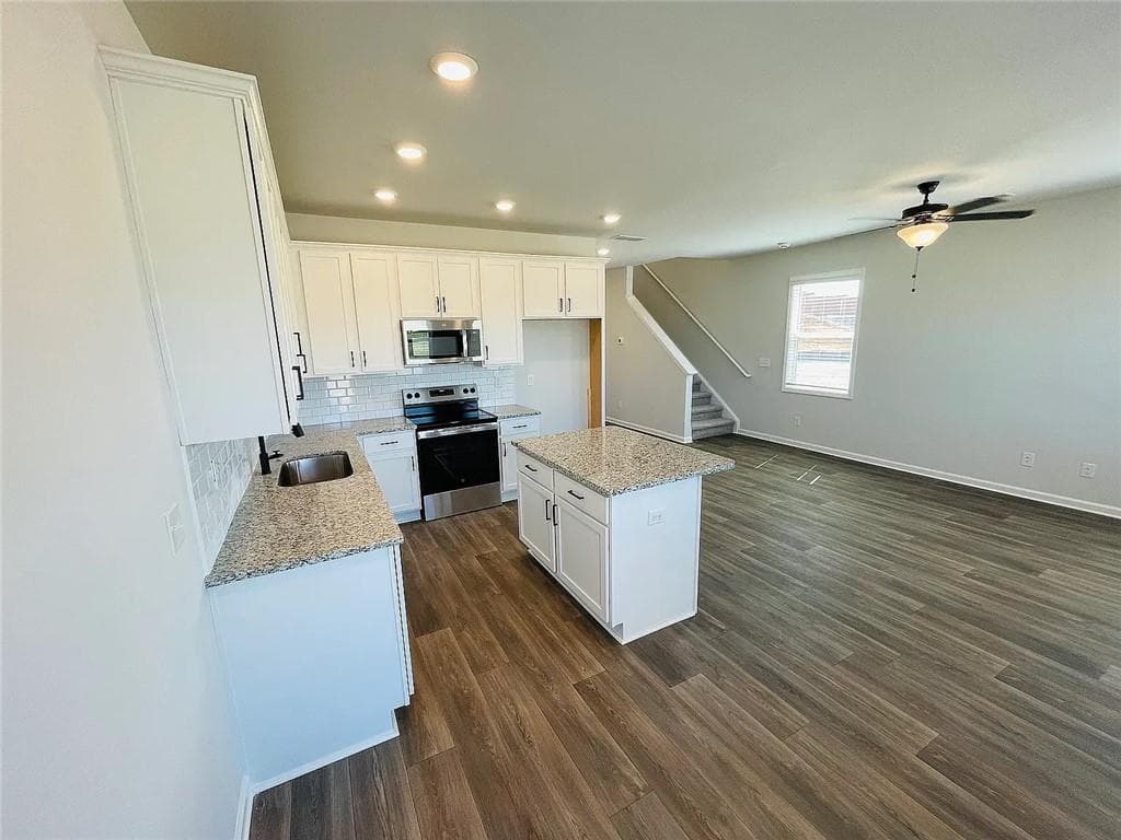 3 bedroom, 3 bathroom, 1,400 sq ft townhouse for rent at 126 Lauren Street, Adairsville, GA 30103 for $1,900 a month — photo 7