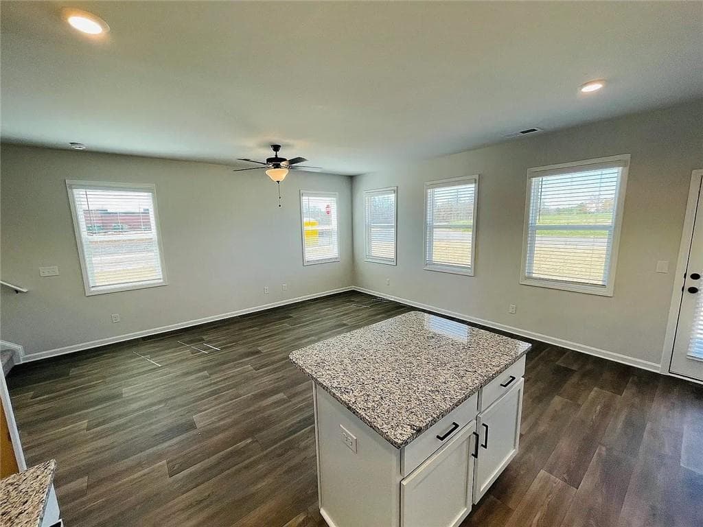 3 bedroom, 3 bathroom, 1,400 sq ft townhouse for rent at 126 Lauren Street, Adairsville, GA 30103 for $1,900 a month — photo 9