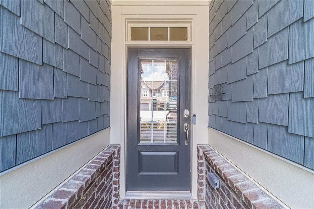 3 bedroom, 3 bathroom, 1,934 sq ft townhouse for sale at 1936 Frisco Way, Suwanee, GA 30024 — photo 4